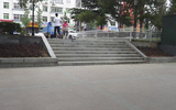 红色广场台阶花池.JPG